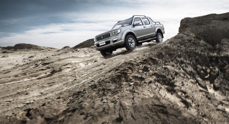  Peugeot Pick Up 4x4 2017 года  (фото 6 из 8)